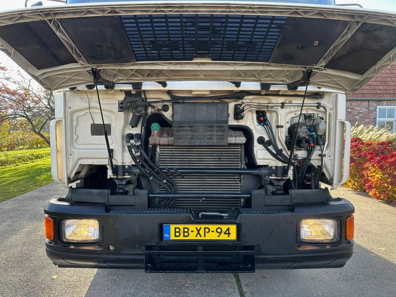 MAN 19.272 F90 / NL TRUCK / 4X2 / EURO1 / ATLAS AK140.1-6,2/1 / MANUAL / FIRST OWNER - Truk derek: gambar 5 MAN 19.272 F90 / NL TRUCK / 4X2 / EURO1 / ATLAS AK140.1-6,2/1 / MANUAL / FIRST OWNER - Truk derek: gambar 5