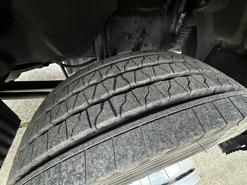 MAN TGL 10.180 / NL TRUCK / EURO6 / BOX+LIFT+SIDE DOOR / LOW KM / TOP!! - Truk box: gambar 5 MAN TGL 10.180 / NL TRUCK / EURO6 / BOX+LIFT+SIDE DOOR / LOW KM / TOP!! - Truk box: gambar 5