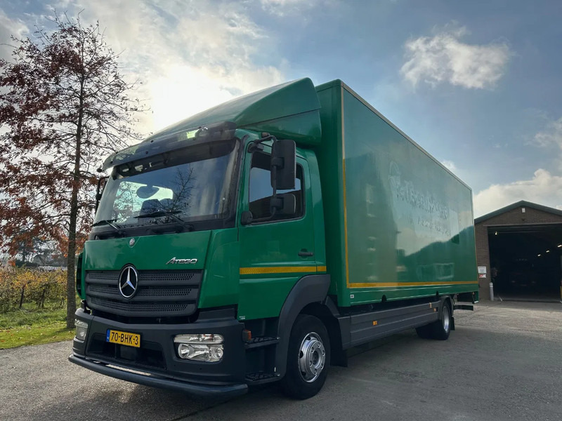 Mercedes-Benz Atego 1018 / NL TRUCK / EURO 6 / AIRCO / BOX+LIFT+SIDE DOOR / AUTOMATIC - Truk box: gambar 1 Mercedes-Benz Atego 1018 / NL TRUCK / EURO 6 / AIRCO / BOX+LIFT+SIDE DOOR / AUTOMATIC - Truk box: gambar 1