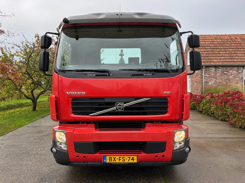 Volvo FE 320 / NL TRUCK / EURO 5 / HIAB MULTILIFT XR 21T / LIKE NEW!! / LOW KM!! / LIFT+STEER AXLE - Hook lift: gambar 2 Volvo FE 320 / NL TRUCK / EURO 5 / HIAB MULTILIFT XR 21T / LIKE NEW!! / LOW KM!! / LIFT+STEER AXLE - Hook lift: gambar 2