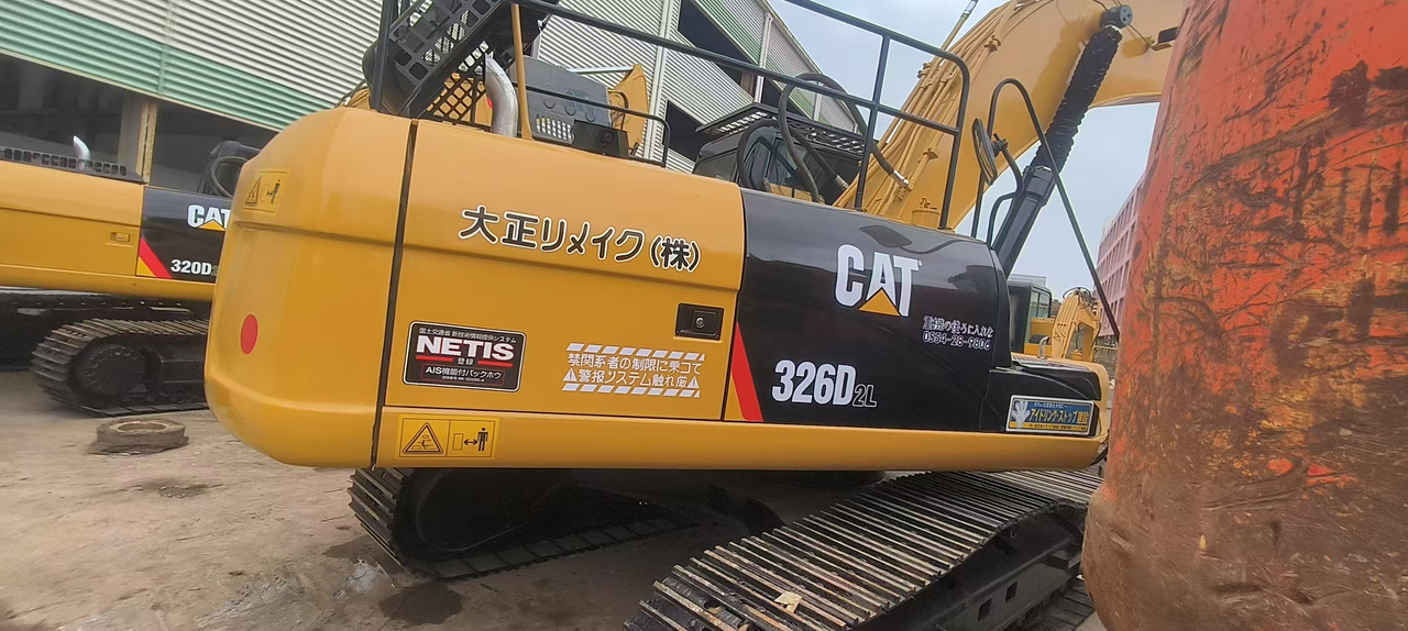 CATERPILLAR 326D2L - Ekskavator: gambar 2 CATERPILLAR 326D2L - Ekskavator: gambar 2