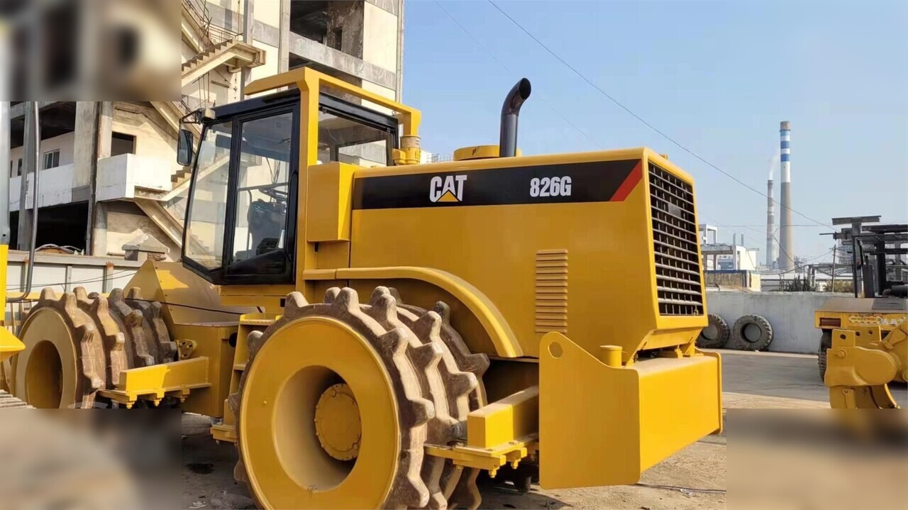 CATERPILLAR 826G - Pemadat: gambar 3 CATERPILLAR 826G - Pemadat: gambar 3