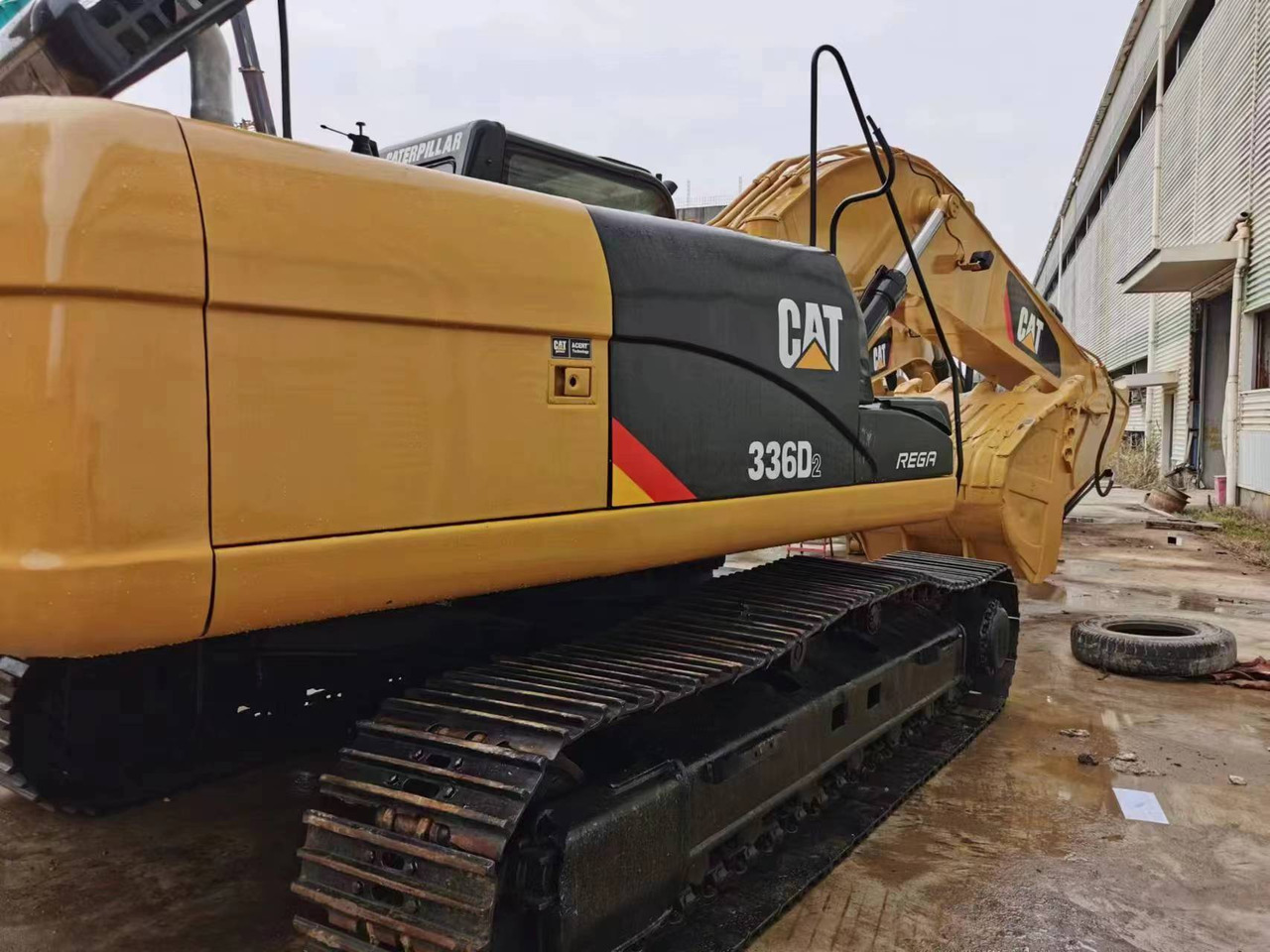 CATERPILLAR CAT336D2 - Ekskavator perayap: gambar 3 CATERPILLAR CAT336D2 - Ekskavator perayap: gambar 3
