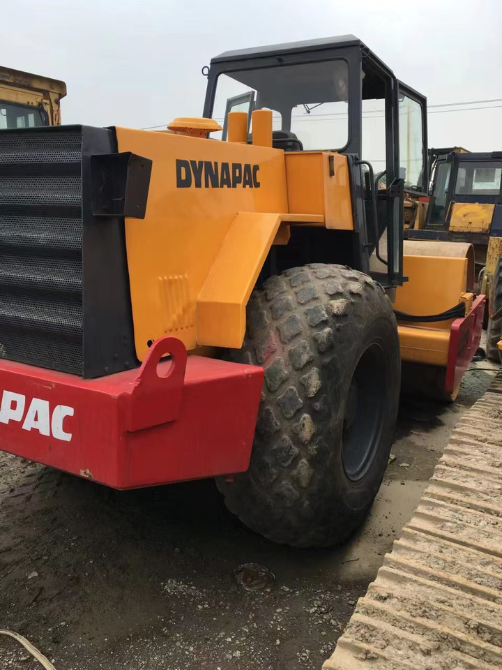 DYNAPAC CA25D - Pemadat: gambar 1 DYNAPAC CA25D - Pemadat: gambar 1