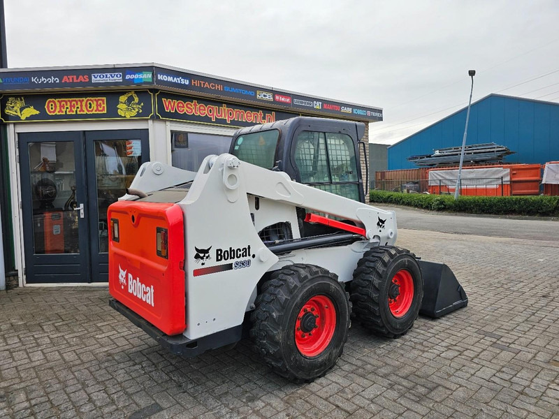 Bobcat S630 - Loader konstruksi: gambar 5 Bobcat S630 - Loader konstruksi: gambar 5