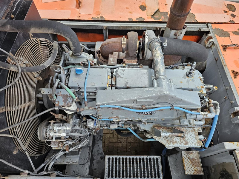 Ekskavator perayap Hitachi EX800H-5: gambar 14 Ekskavator perayap Hitachi EX800H-5: gambar 14