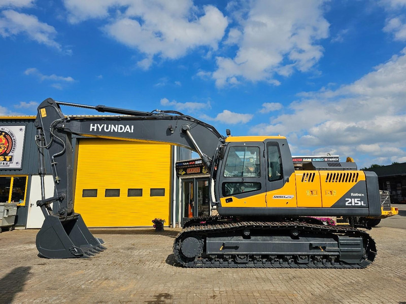 Hyundai R215L - Ekskavator perayap: gambar 1 Hyundai R215L - Ekskavator perayap: gambar 1