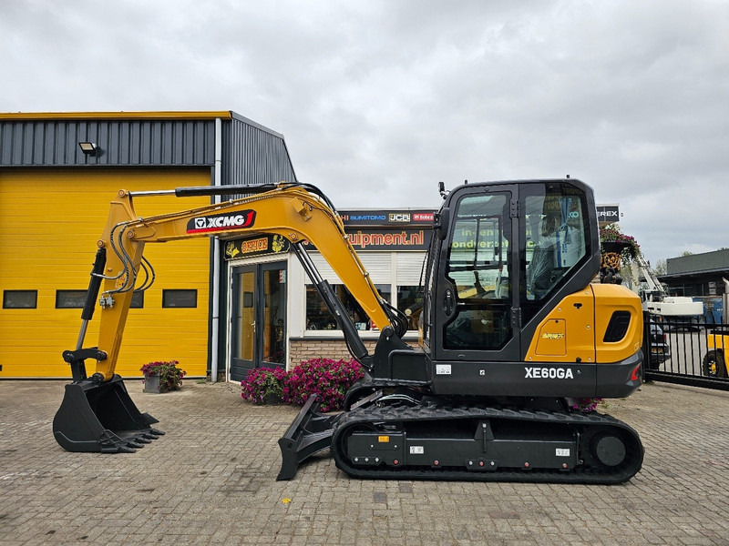 XCMG XE60GA - Ekskavator mini: gambar 1 XCMG XE60GA - Ekskavator mini: gambar 1