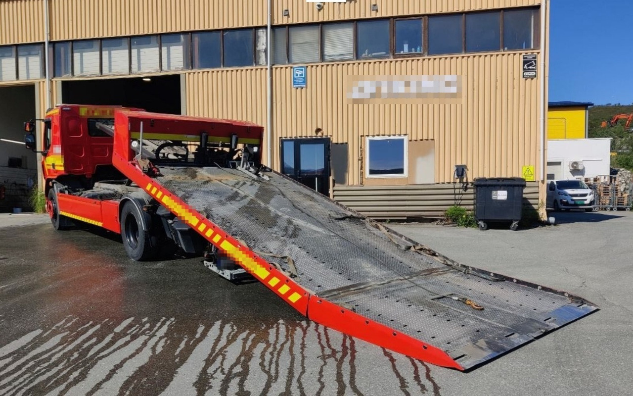 DAF LF 320 - Mobil derek: gambar 3 DAF LF 320 - Mobil derek: gambar 3