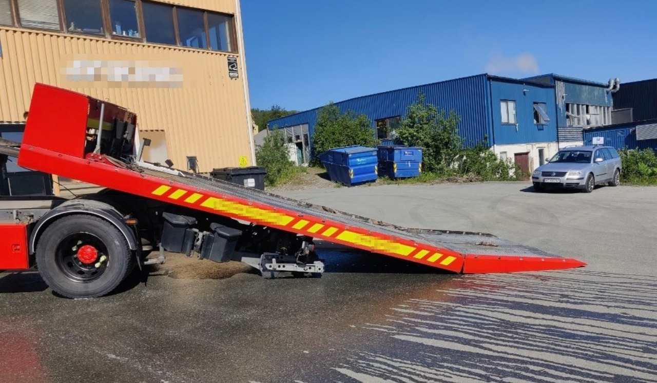 DAF LF 320 - Mobil derek: gambar 4 DAF LF 320 - Mobil derek: gambar 4