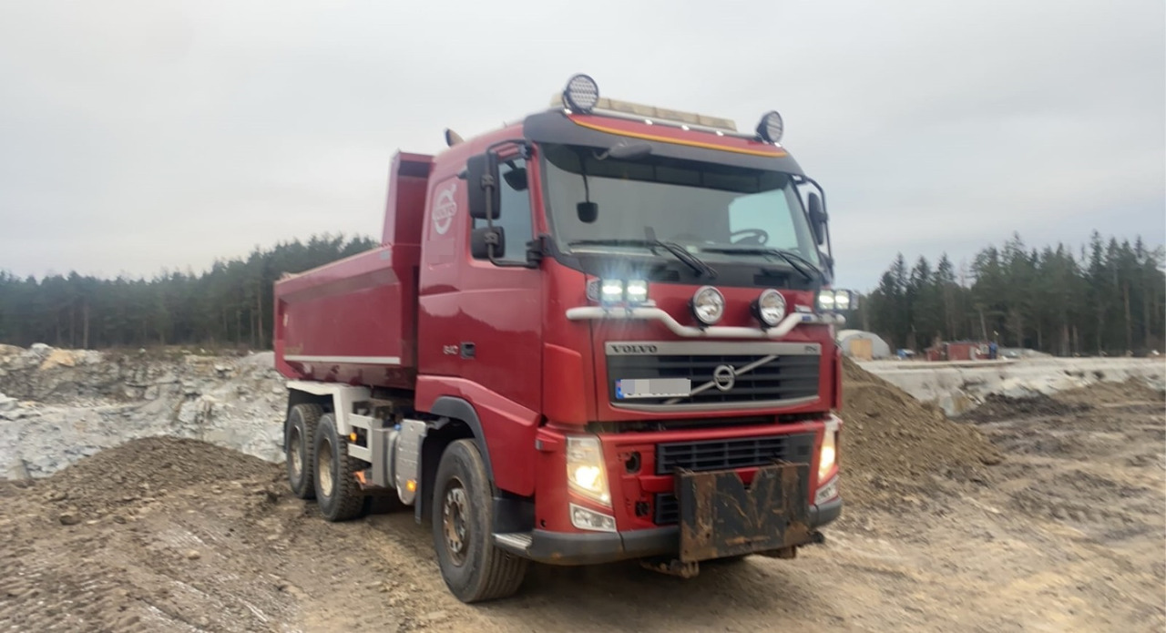 Volvo FH 540 6x4 Retarder Full Steel - Truk jungkit: gambar 4 Volvo FH 540 6x4 Retarder Full Steel - Truk jungkit: gambar 4
