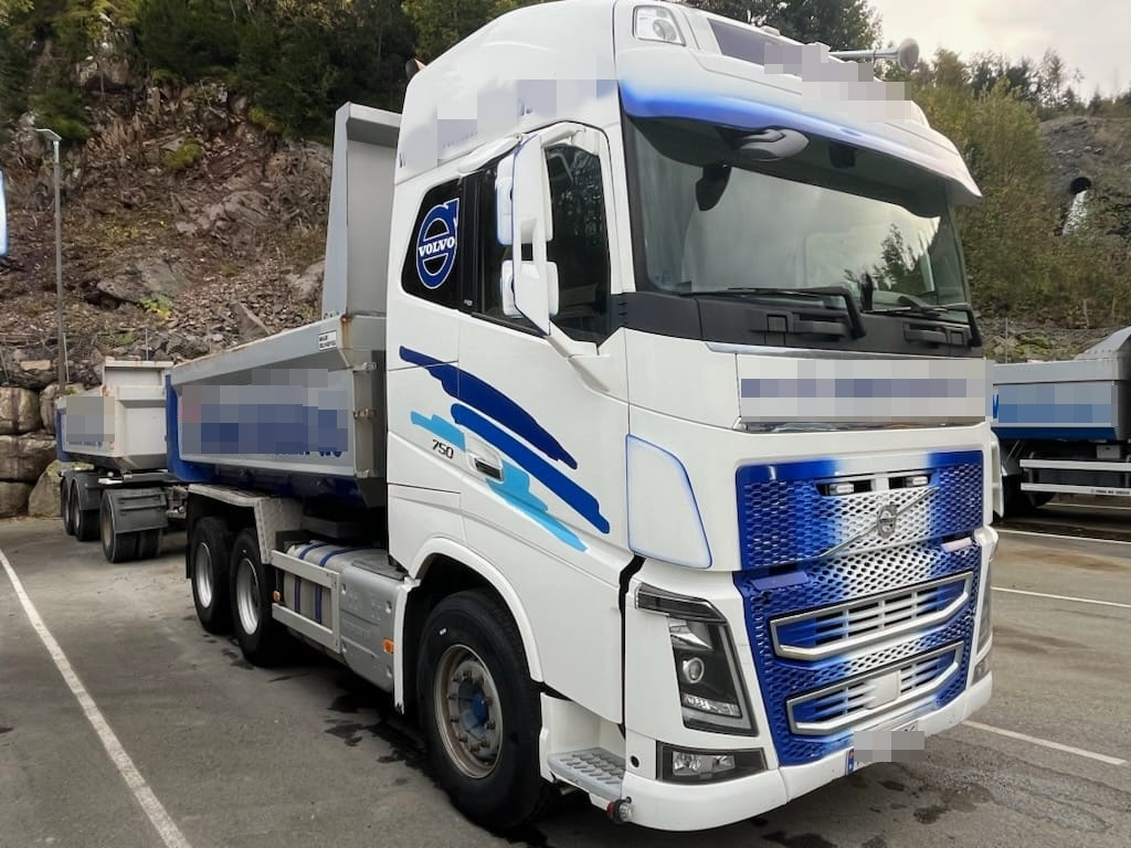 Volvo FH 540 - Truk jungkit: gambar 2 Volvo FH 540 - Truk jungkit: gambar 2