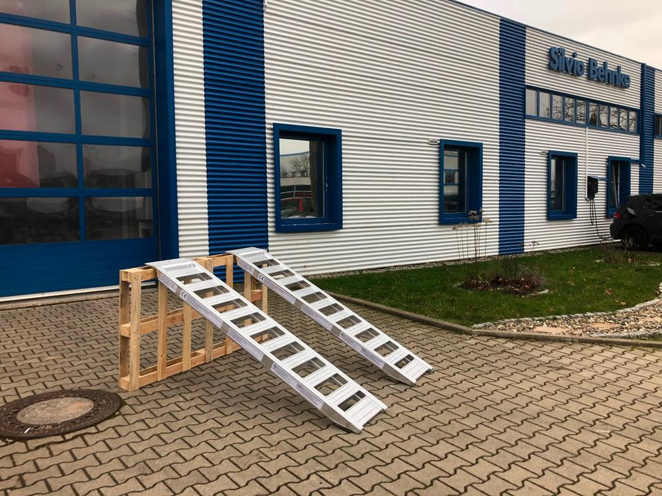 Alurampen Satz 2m 2000KG Minibagger Minilader Quad Auffahrrampe *INKL.19% MWST* - Memuat ramp: gambar 2 Alurampen Satz 2m 2000KG Minibagger Minilader Quad Auffahrrampe *INKL.19% MWST* - Memuat ramp: gambar 2