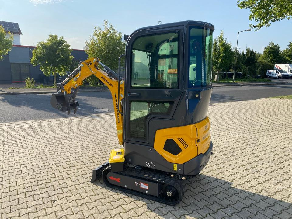Minibagger BK1250KJSR *INKL.19% MWST*BERGER KRAUS*KUBOTA*VERSTELLFAHRWERK* SCHWENKARM*SOFORT!* - Ekskavator mini: gambar 3 Minibagger BK1250KJSR *INKL.19% MWST*BERGER KRAUS*KUBOTA*VERSTELLFAHRWERK* SCHWENKARM*SOFORT!* - Ekskavator mini: gambar 3