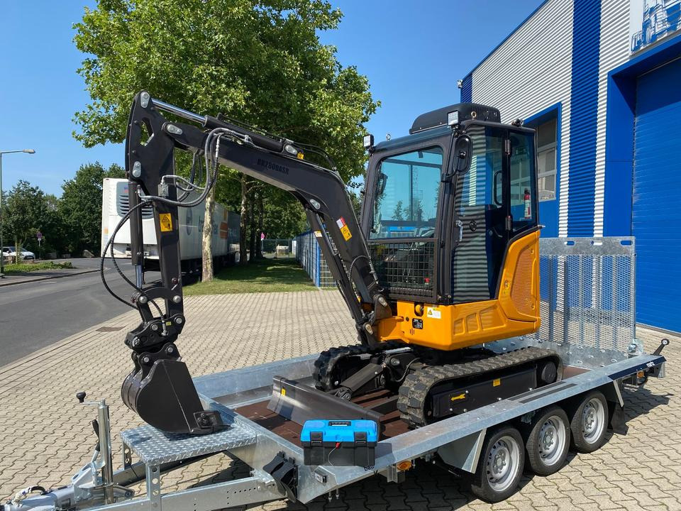 Minibagger BK2800ASR + Tieflader + Zubehör *INKL.19% MWST*BERGER KRAUS*KUBOTA*SCHWENKARM* VERSTELLFAHRWERK*KLIMA* - Ekskavator mini, Trailer: gambar 4 Minibagger BK2800ASR + Tieflader + Zubehör *INKL.19% MWST*BERGER KRAUS*KUBOTA*SCHWENKARM* VERSTELLFAHRWERK*KLIMA* - Ekskavator mini, Trailer: gambar 4