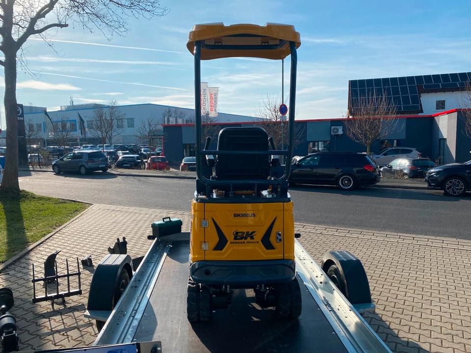 Minibagger BK950JS + Anhänger + Zubehör *INKL.19% MWST*BERGER KRAUS*JOYSTICK*SOFORT!* - Ekskavator mini, Trailer: gambar 4 Minibagger BK950JS + Anhänger + Zubehör *INKL.19% MWST*BERGER KRAUS*JOYSTICK*SOFORT!* - Ekskavator mini, Trailer: gambar 4