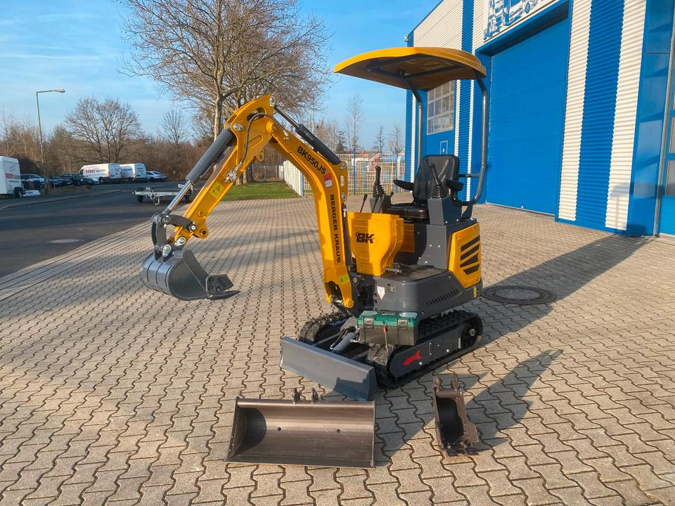 Minibagger BK950JS + Schaufelpaket *INKL.19% MWST*BERGER KRAUS*KABINE*SOFORT!* - Ekskavator mini: gambar 1 Minibagger BK950JS + Schaufelpaket *INKL.19% MWST*BERGER KRAUS*KABINE*SOFORT!* - Ekskavator mini: gambar 1