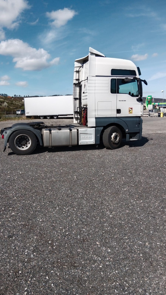MAN TGX 18.500 4X2 XXL Retarder 2x Tanks Euro 6 - Tractor head: gambar 4 MAN TGX 18.500 4X2 XXL Retarder 2x Tanks Euro 6 - Tractor head: gambar 4