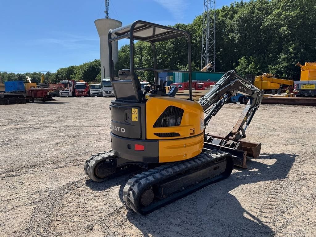 Kato imer HD33V5 - Ekskavator mini: gambar 5 Kato imer HD33V5 - Ekskavator mini: gambar 5