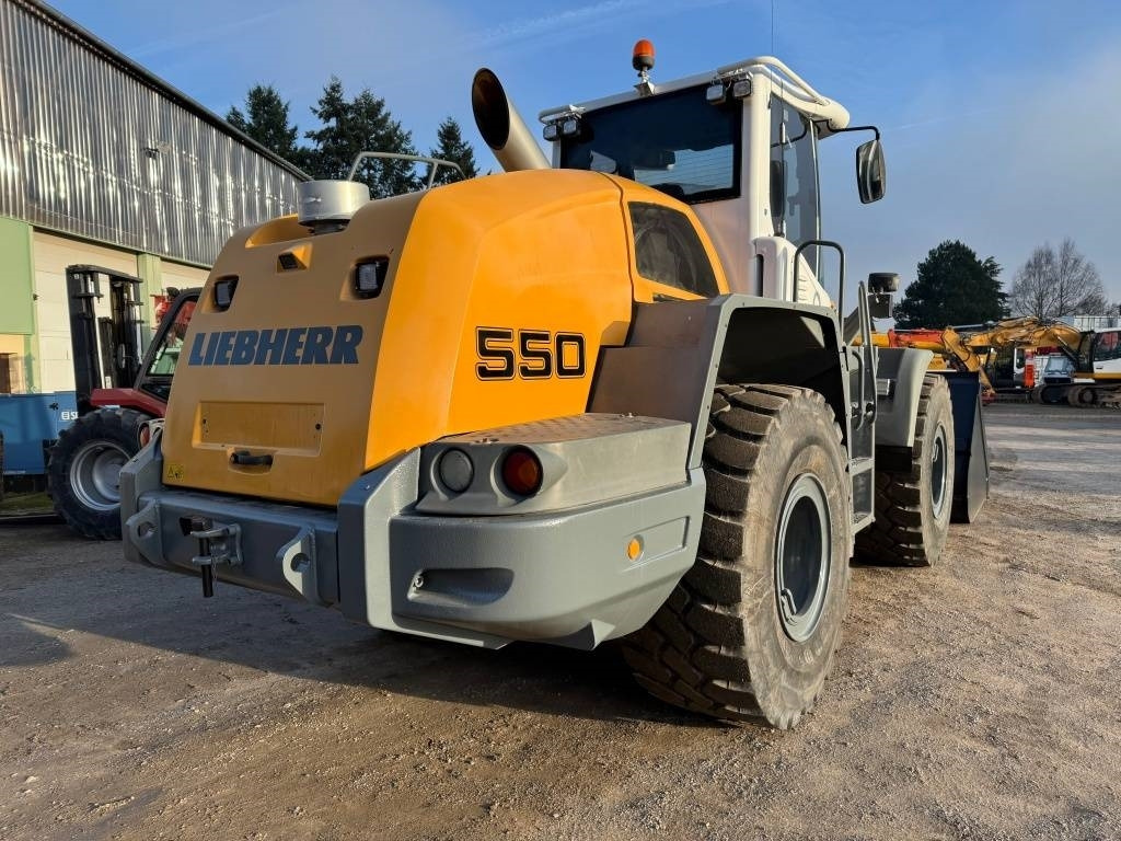 Liebherr L 550 - Wheel loader: gambar 5 Liebherr L 550 - Wheel loader: gambar 5