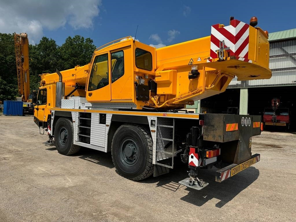 Tadano Faun ATF 40G-2 - Derek bergerak: gambar 4 Tadano Faun ATF 40G-2 - Derek bergerak: gambar 4