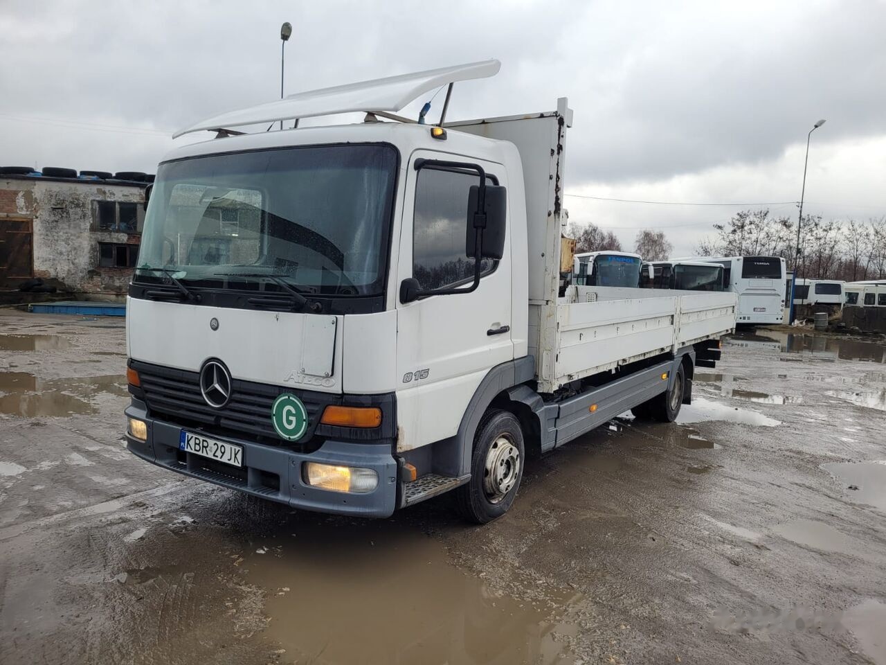 Mercedes-Benz Atego 815 - Truk flatbed: gambar 3 Mercedes-Benz Atego 815 - Truk flatbed: gambar 3