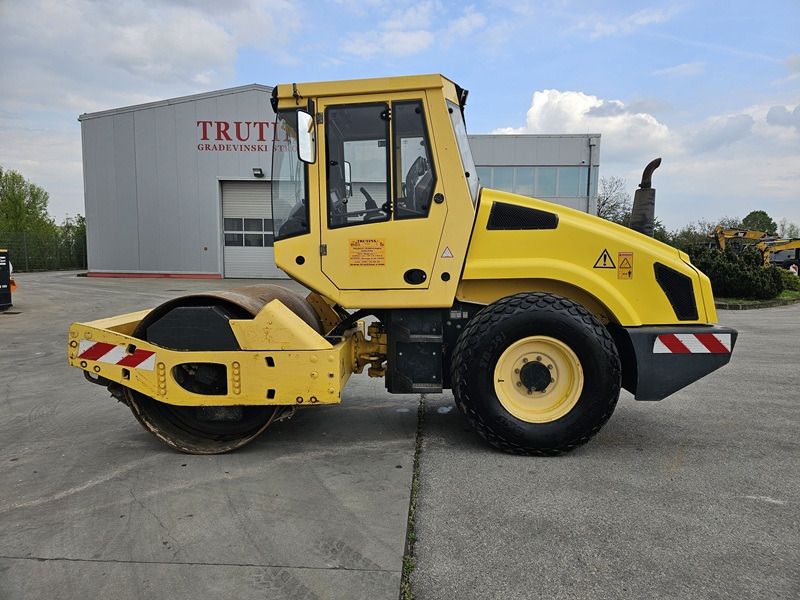 BOMAG BW177DH-4 - Pemadat: gambar 1 BOMAG BW177DH-4 - Pemadat: gambar 1