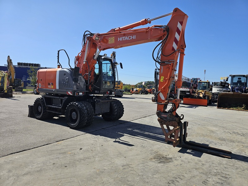 HITACHI ZX145W-3 - Ekskavator roda: gambar 5 HITACHI ZX145W-3 - Ekskavator roda: gambar 5