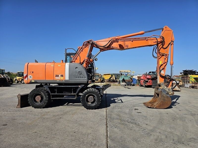 Hitachi ZX190W-3 - Ekskavator roda: gambar 4 Hitachi ZX190W-3 - Ekskavator roda: gambar 4