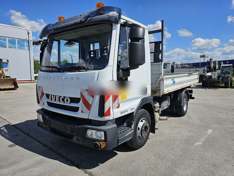 IVECO 80E18 - Truk jungkit: gambar 1 IVECO 80E18 - Truk jungkit: gambar 1