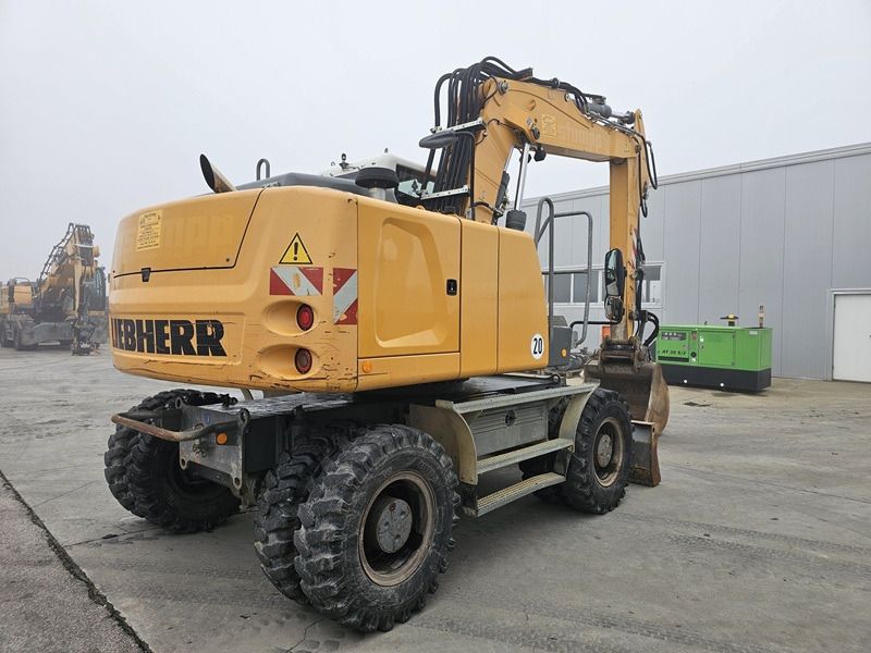 LIEBHERR A916 - Ekskavator roda: gambar 3 LIEBHERR A916 - Ekskavator roda: gambar 3
