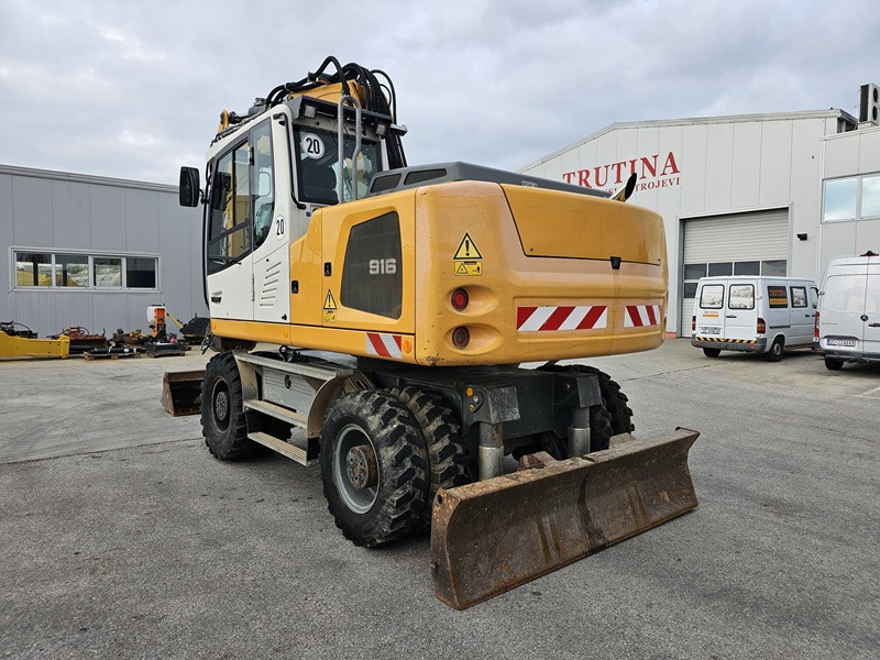 LIEBHERR A916 - Ekskavator roda: gambar 2 LIEBHERR A916 - Ekskavator roda: gambar 2