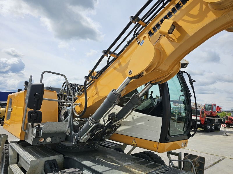 Mesin pengisi LIEBHERR LH22M: gambar 8 Mesin pengisi LIEBHERR LH22M: gambar 8