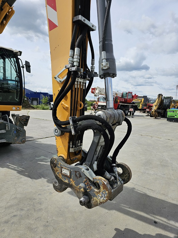 Mesin pengisi LIEBHERR LH22M: gambar 14 Mesin pengisi LIEBHERR LH22M: gambar 14