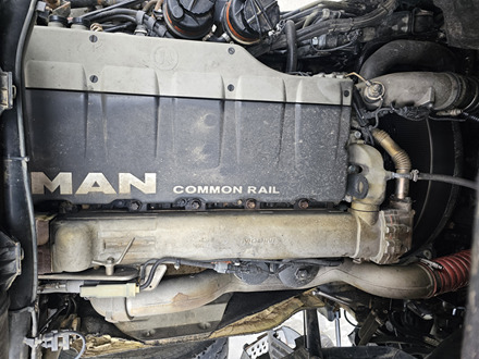 Truk jungkit MAN TGA35.440 8x6: gambar 19