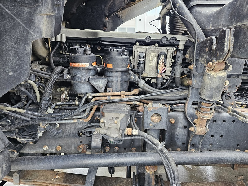 Truk jungkit MAN TGA35.440 8x6: gambar 20