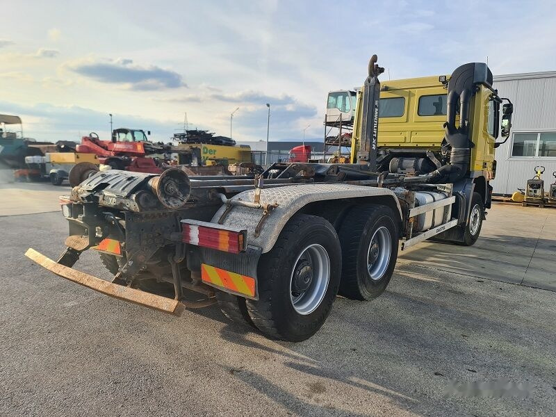 Mercedes-Benz DB2646 - Hook lift: gambar 4 Mercedes-Benz DB2646 - Hook lift: gambar 4