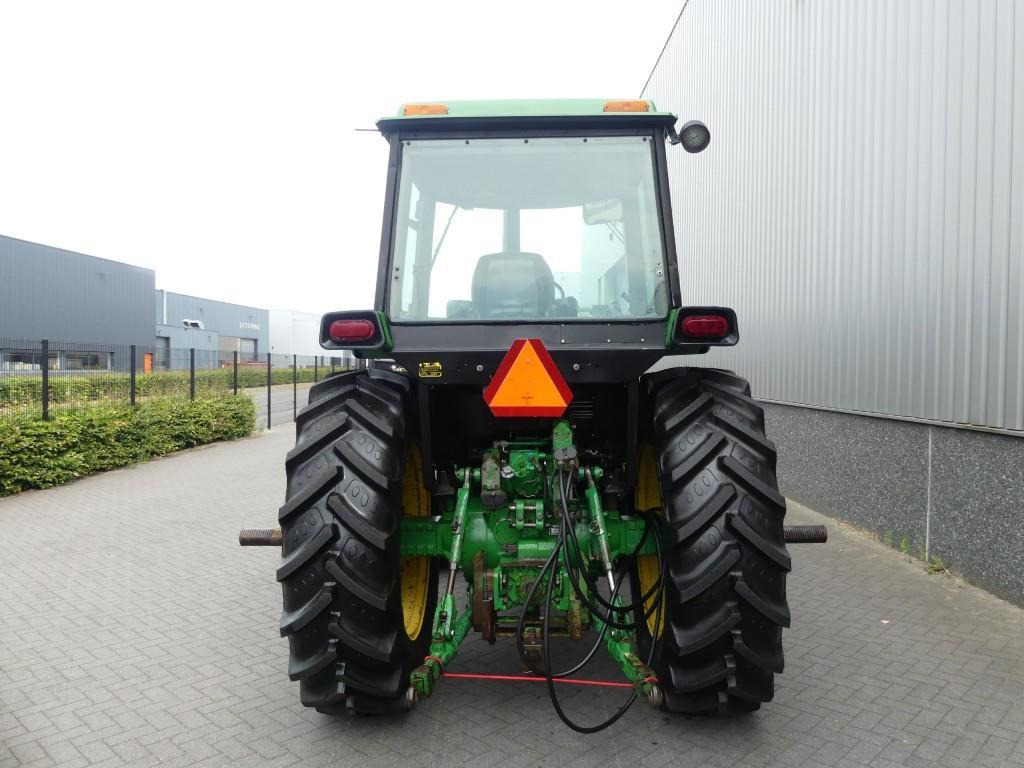 International 744S - Traktor: gambar 4 International 744S - Traktor: gambar 4
