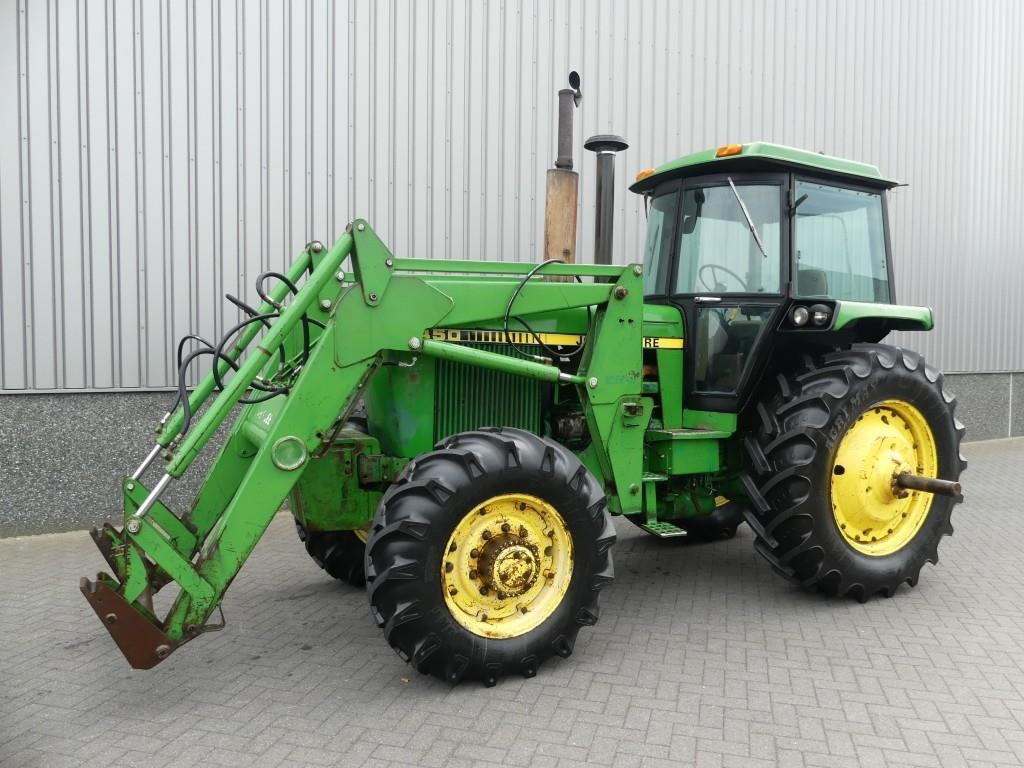 International 744S - Traktor: gambar 1 International 744S - Traktor: gambar 1