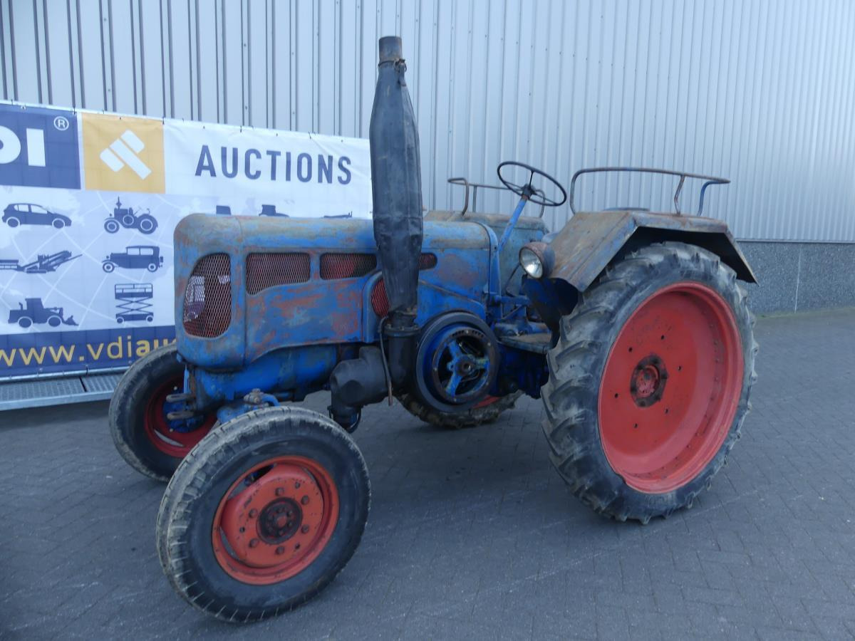 Lanz-Bulldog D2416 - Traktor: gambar 1 Lanz-Bulldog D2416 - Traktor: gambar 1