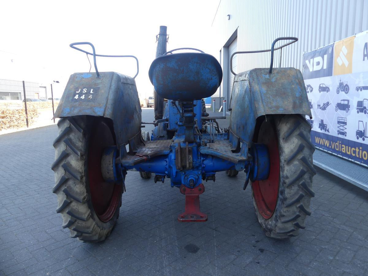 Lanz-Bulldog D2416 - Traktor: gambar 5 Lanz-Bulldog D2416 - Traktor: gambar 5
