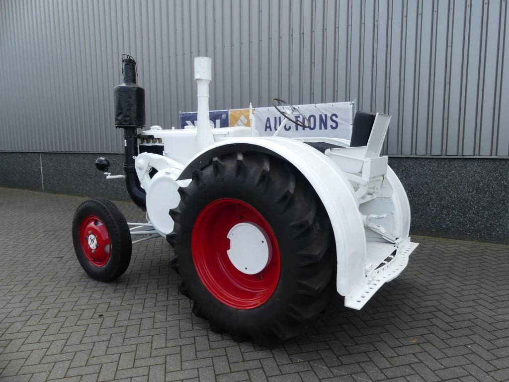 Lanz Bulldog D9506 - Traktor: gambar 4 Lanz Bulldog D9506 - Traktor: gambar 4