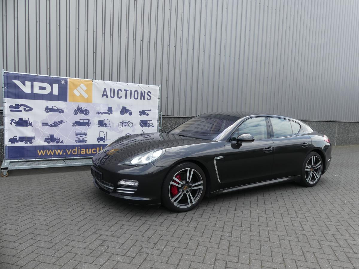 Porsche Panamera, Platina Edition - Mobil sedan: gambar 2 Porsche Panamera, Platina Edition - Mobil sedan: gambar 2
