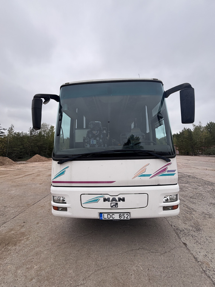 MAN - Bus pariwisata: gambar 2 MAN - Bus pariwisata: gambar 2