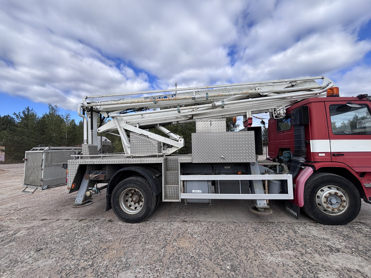 SCANIA - Truk pemadam kebakaran: gambar 4 SCANIA - Truk pemadam kebakaran: gambar 4