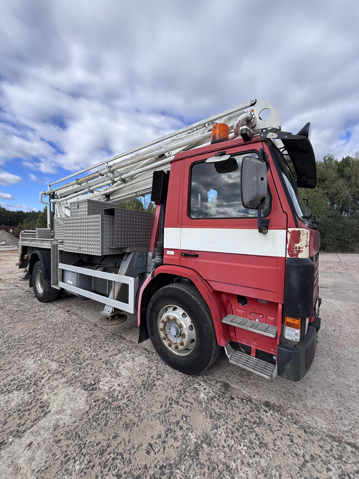 SCANIA - Truk pemadam kebakaran: gambar 3 SCANIA - Truk pemadam kebakaran: gambar 3