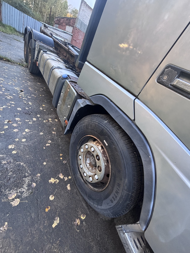 VOLVO FH16 - 580 - Hook lift: gambar 3 VOLVO FH16 - 580 - Hook lift: gambar 3