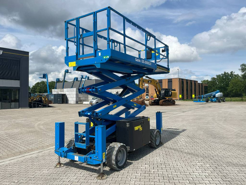 Genie GS 2669 DC - Scissor lifts: gambar 3 Genie GS 2669 DC - Scissor lifts: gambar 3
