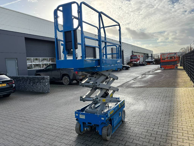 Yamei MS1330 - Scissor lifts: gambar 2 Yamei MS1330 - Scissor lifts: gambar 2