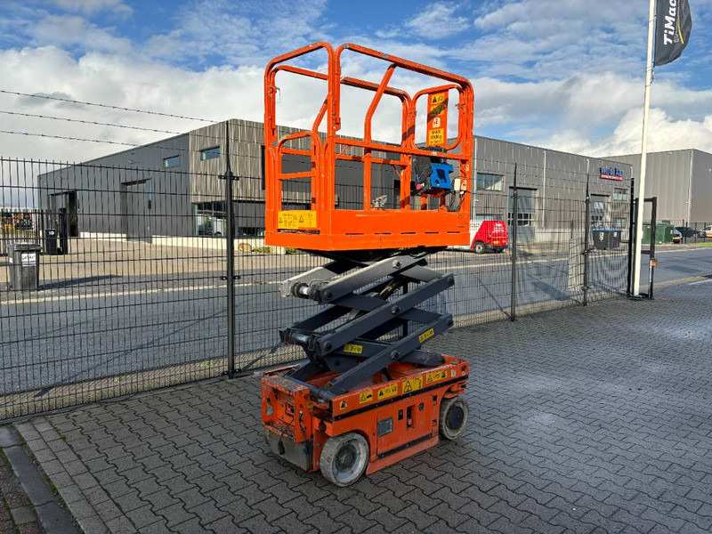 Yamei MS1330 - Scissor lifts: gambar 3 Yamei MS1330 - Scissor lifts: gambar 3